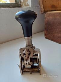 Antico numeratore automatico