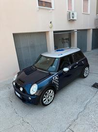 Mini Cooper R50 Checkmate 