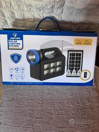 Lampada solare multifunzione
