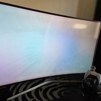 TV 49 pollici curvo Samsung 4K