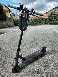 Monopattino elettrico Xiaomi Electric Scooter 4Pro