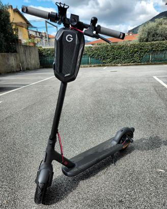 Monopattino elettrico Xiaomi Electric Scooter 4Pro