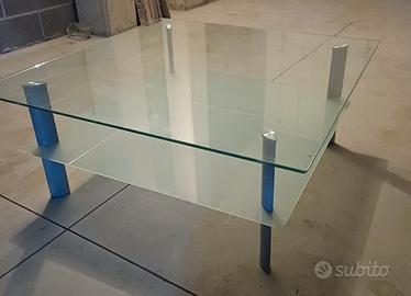 Tavolo in vetro 