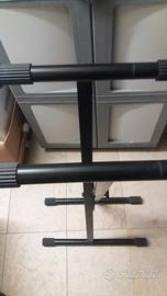 Piedistallo per tastiera