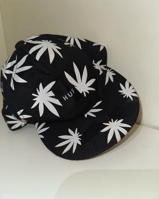 🍁 PEZZO UNICO! Cappello con foglia di Marijuana