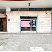 NEGOZIO A LECCE
