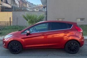 Ford Fiesta 6ª Serie 1.4 GPL € 2000 anno 2009