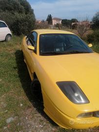 auto Fiat coupé 