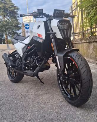 PROMO PEUGEOT NAKED PM-01 125cc LIQUID COOLED