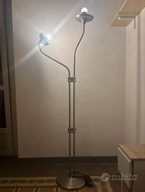 Piantana con doppia luce