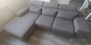 Divano con penisola Poltronesofà