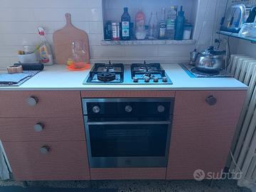 cucina con forno