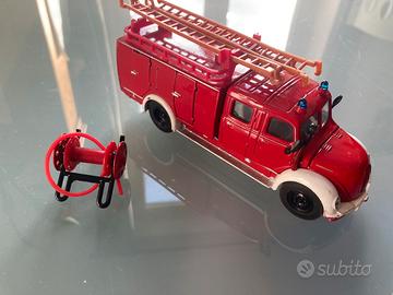 Camioncino dei pompieri rosso - Siku Magirus 4115