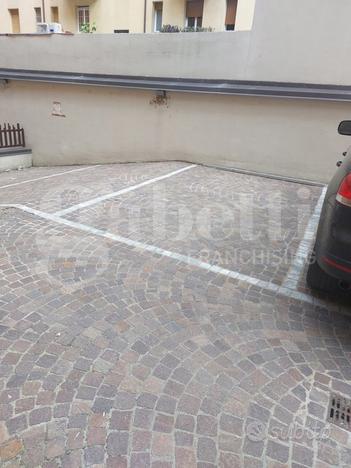Box/Posto auto Bologna [Cod. rif 3236737ARG] (Cent