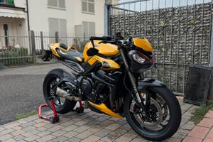 Triumph street triple 765 rs
