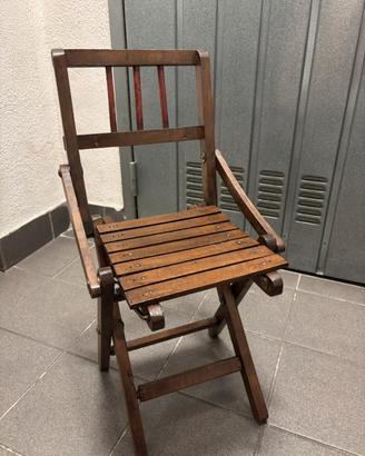 Sedia pieghevole vintage in legno per bambini