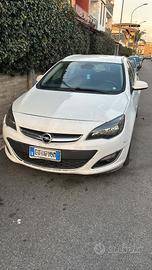 Opel Astra Sports Tourer 1.4T GPL Tech 140 CV 2014
