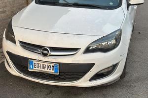 Opel Astra Sports Tourer 1.4T GPL Tech 140 CV 2014