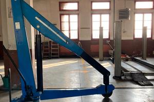 Gru idraulica a carrello