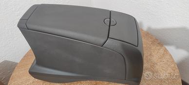 Bracciolo Portaoggetti Ford Fusion