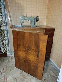 Macchina da cucire Necchi serie Mira
