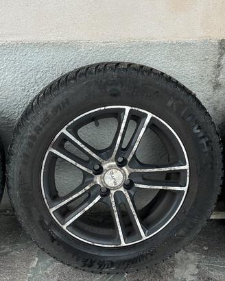 gomme invernali con cerchi in lega e bulloneria