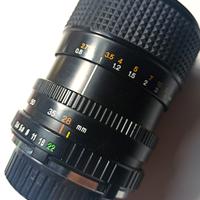 Minolta zoom  MD  28-70 f 3,5  MACRO  Japan