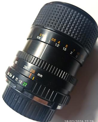 Minolta zoom  MD  28-70 f 3,5  MACRO  Japan