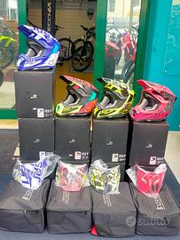 CASCO JUST ENDURO J22F NUOVO IN SUPER PROMO