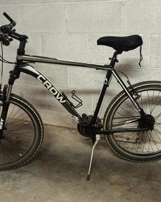 Mountain bike Crow 26". Cambio Shimano