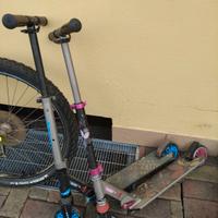 Coppia di monopattini lui lei Oxelo