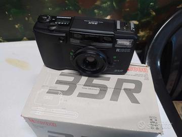 Macchina fotografica RICOH 35 R