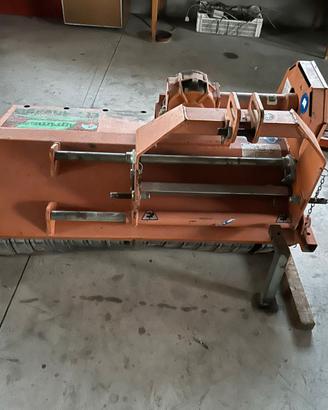 TRINCIA ERBA AGRIMASTER 120