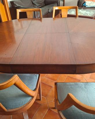 Tavolo vintage in legno tondo apribile con 4 sedie