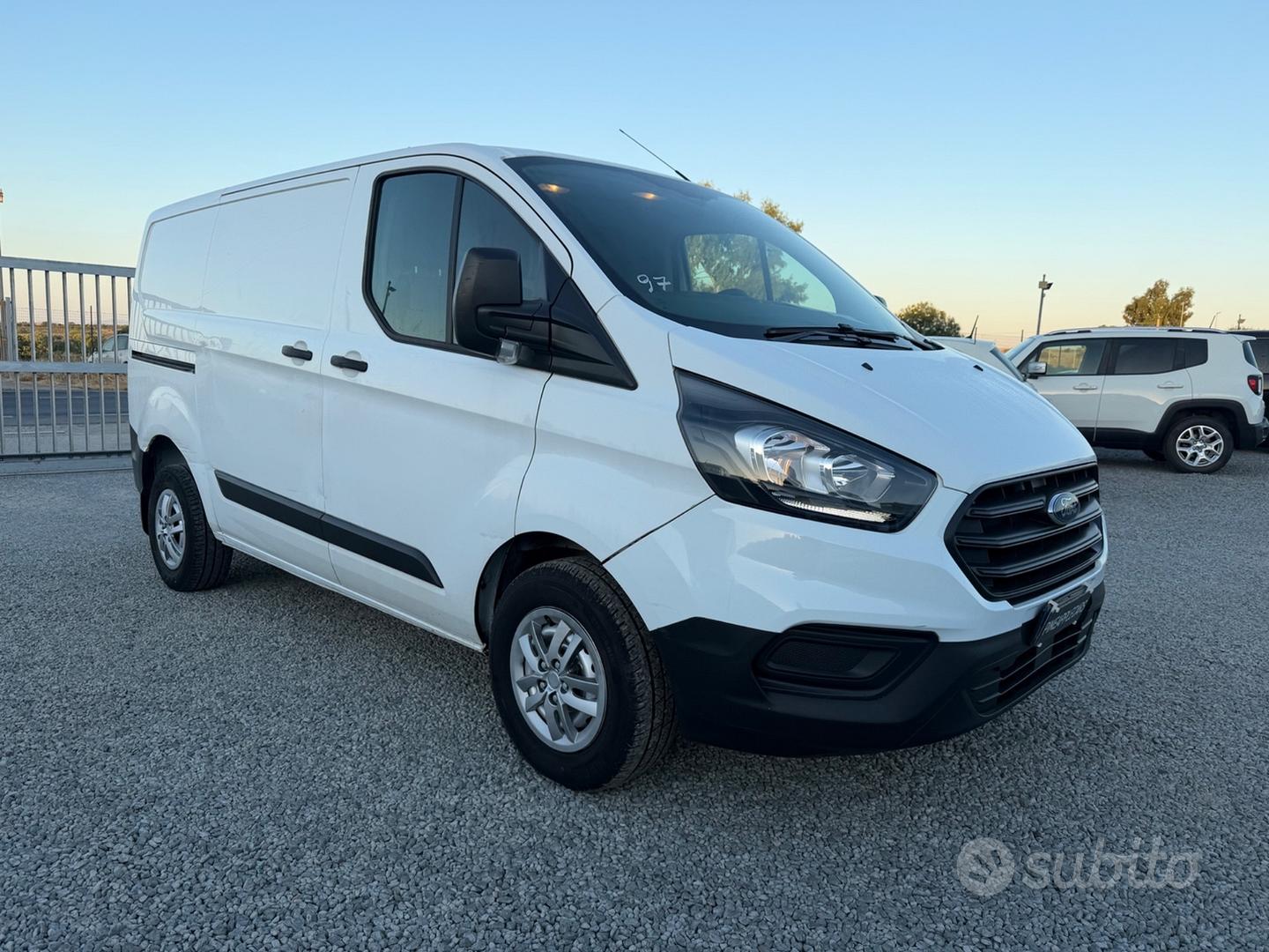 Ford Transit Custom 1ª s