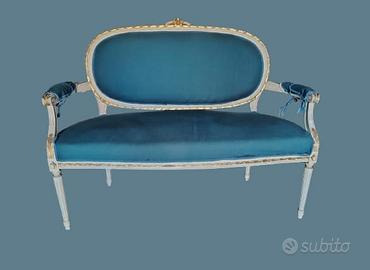 Poltrone e divanetto anni 60