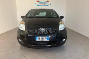 TOYOTA Yaris 1.0 5PORTE Sol