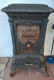 stufa a legna in ghisa