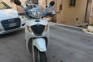 scooter Honda sh 125 immatricolato 04/08