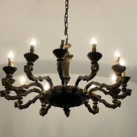 Lampadario in bronzo dorato