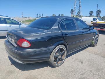 JAGUAR X-TYPE X400 2.0 D 130CV 03-09 -Ricambi