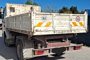 Vendita autocarro Iveco 50 nc con idroguida