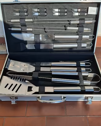 valigetta utensili barbecue