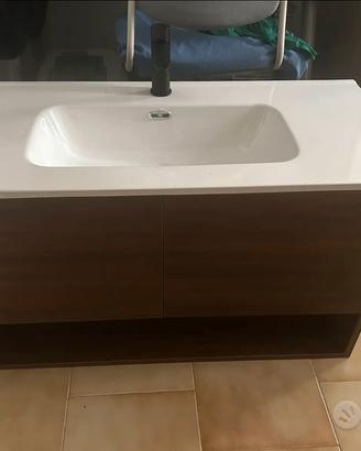 Mobile sospeso bagno con lavabo integrato Deghi