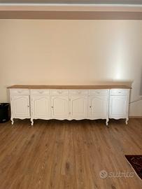 Credenza bianca con piano in rovere