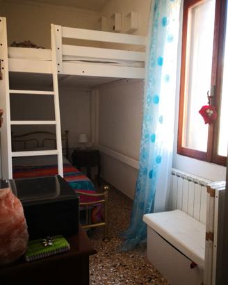Letto soppalco e materasso ikea stora