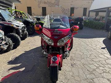 HONDA GL 1800 trike