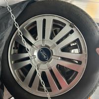 Cerchi in lega Ford 16