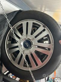 Cerchi in lega Ford 16