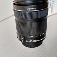 Obiettivo zoom Canon EF-S 18-135mm f/3.5-5.6 IS ST